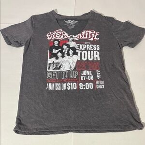 Aerosmith Live Express Tour 1977 Buffalo New York Womens Tee Large T-Shirt